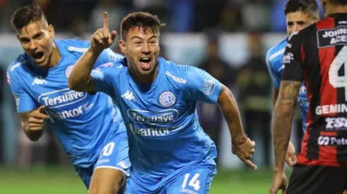 Federico Lértora festeja el primero de Belgrano.