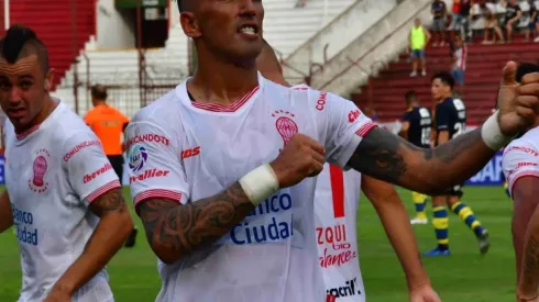 Emelec vs Huracán por la Copa Libertadores.