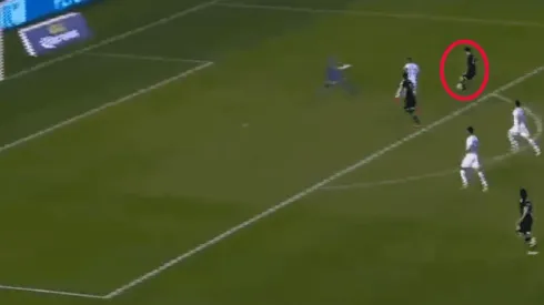 Con dos goles en un minuto, México liquidó a Chile