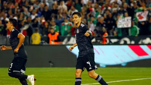 Raúl Jiménez es infalible desde los doce pasos.