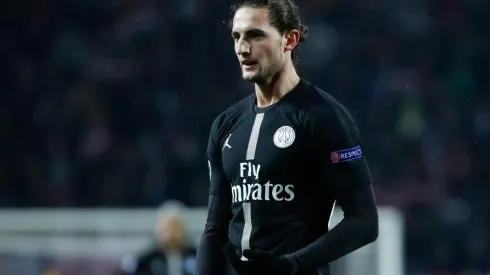 Después de tanto coquetear con Barcelona, Rabiot se iría con otro gigante