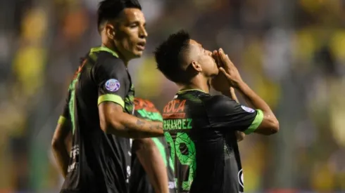 Defensa y Justicia sueña con arrebatarle el título a Racing.