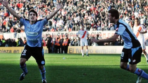 Como a un hermano: los hinchas de Boca despidieron a Belgrano con mucho dolor