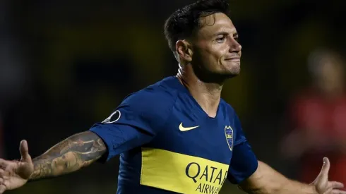 Mauro Zárate iría de titular.