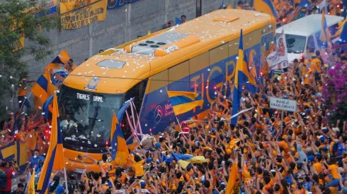 Tigres decoró su vestuario de manera muy especial.