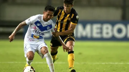 Peñarol y un pobre partido que lo complica de cara a la última fecha.