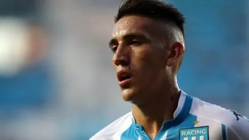 Ricardo Centurión con la camiseta de Racing.