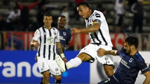 Colo Colo vs Universidad Católica por la Copa Sudamericana.