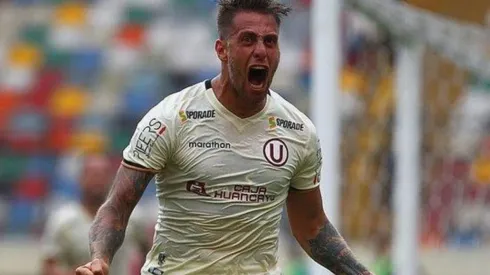 Después del partido ante Huancayo el delantero Germán Denis estuvo alentando a Independiente de Avellaneda