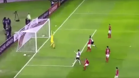 Para qué te traje, Lomba: el error del arquero de Inter para que Pratto lo empate