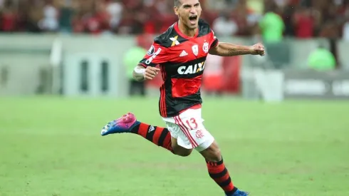 Dos equipos mexicanos estarían buscando a Miguel Trauco para el próximo semestre