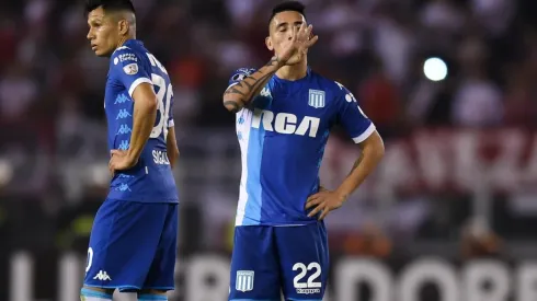 Ricardo Centurión con la camiseta de Racing.