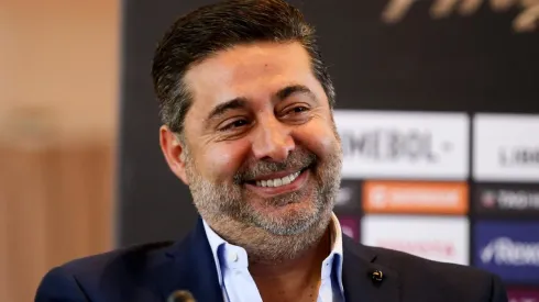 Picarón: Angelici hizo como que defendía a San Lorenzo, pero ¿le tiró un palito a River?