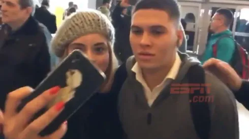 Los hinchas, locos por Quintero.