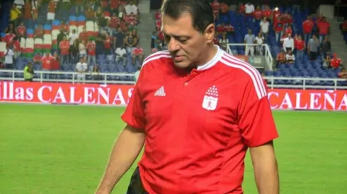 Tulio Gómez sale de Cali por amenazas de la barra brava del América