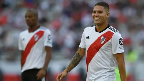 Quintero jugando con River, antes de su lesión.