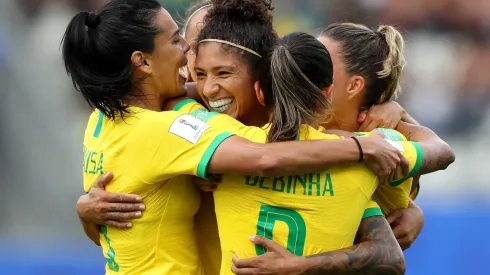 Cristiane y no Ronaldo: Brasil barrió a Jamaica con un triplete de su delantera