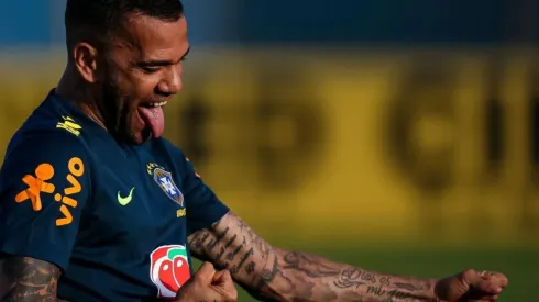 Dani Alves le puso la lupa a Colombia: "Están haciendo un buen fútbol"