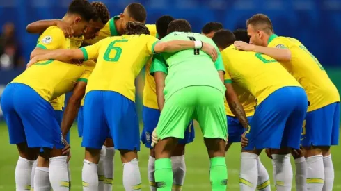 Brasil juega ante Perú en el Arena Corinthians.