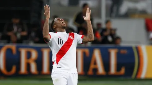 Farfán suma dos goles en las Copa América.