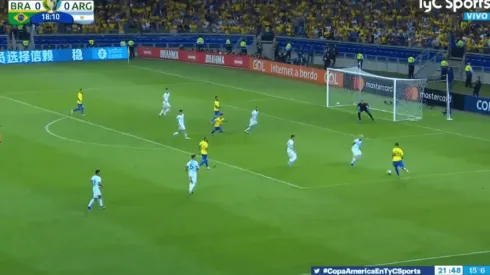 El primer gol del partido.