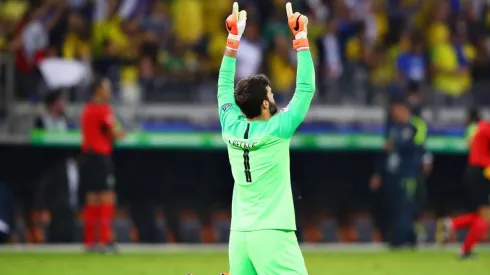 Foto de Alisson, portero de Brasil.