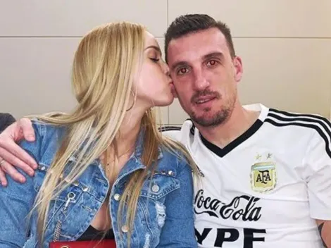 Daniela subió foto con la camiseta de Armani, le mandó un mensaje a su "número 1" y él le comentó