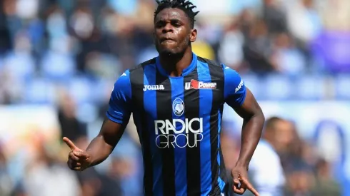 Giro inesperado: La oferta irrechazable que recibiría Atalanta por Duván Zapata