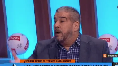 Foto del periodista hablando en el programa.