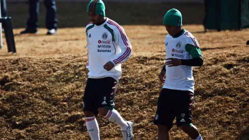 Carlos Vela y Gio Dos Santos, durante el Mundial de Sudáfrica 2010. (Foto: Getty)