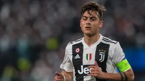 Paulo Dybala con la camiseta de la Juventus.