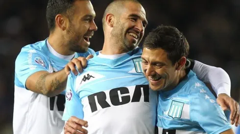 Racing visitará a Vélez en Liniers y sueña con el bicampeonato.