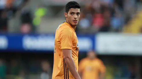 ¿Competencia para Raúl Jiménez? Wolverhampton contrató a otro centrodelantero
