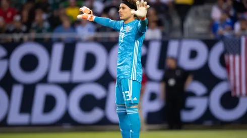 "Nadie le garantiza a Ochoa ser titular": Herrera