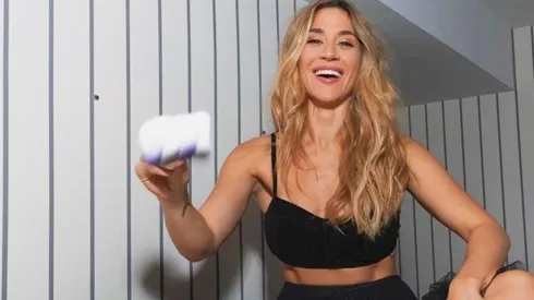 Así se festeja un aniversario: Jimena Barón subió foto comiéndole la boca a su novio