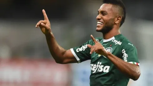 Acaba de comprar todo su pase, pero Palmeiras habría ofrecido en Europa a Miguel Borja