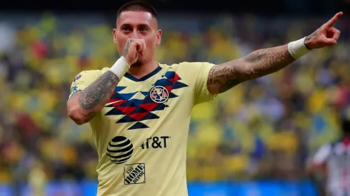 Castillo presumió sus últimos días con muletas con una preciosa foto en las playas de Tulum