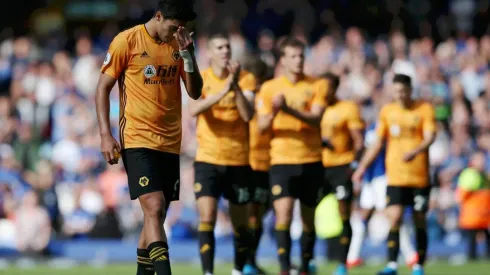 No lo ayudan: Wolves cayó a pesar del gol de Raúl Jiménez