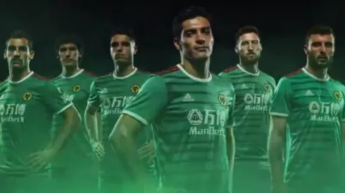 Raúl Jiménez, protagonista de la nueva playera 'mexicana' del Wolverhampton