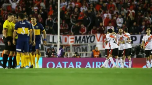 Angelici: "El VAR va a estar dentro de la cancha de Boca"