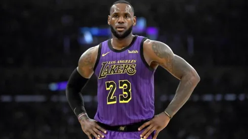 LeBron James explicó cómo se prepara para jugar y demostró que es un genio