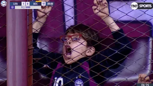 Explotó en Twitter: nene hincha de Lanús se volvió completamente loco con el gol de Sand a Boca