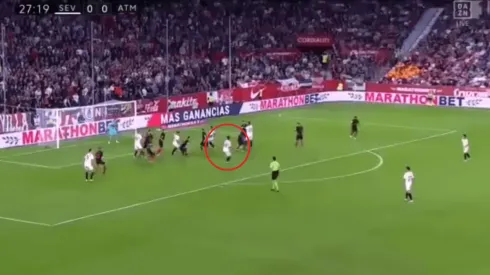 Dejó mudo a todos: Vázquez de cabeza pone en ventaja al Sevilla contra el Atlético Madrid