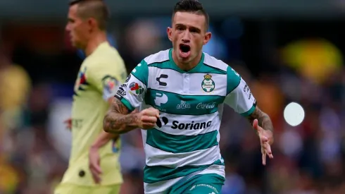 Santos se lo dio vuelta a América y es más líder que nunca