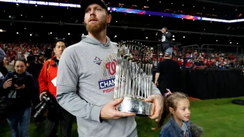 Otro equipo se mete de lleno en la pelea por firmar a Stephen Strasburg