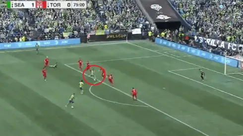 El golazo de Víctor Rodríguez para liquidar el partido.