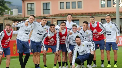 3-4-1-2 y con Messi adentro: este es el equipo que planea Scaloni para enfrentar a Brasil