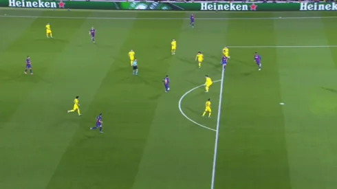 Messi lo dejó mano a mano y Suárez abrió el marcador ante Dortmund