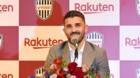 Villa felicitó a Medina.