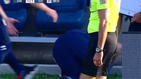 Foto de Diego Maradona y su caída.